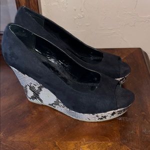 Express faux black with snakeskin wedges size 9
